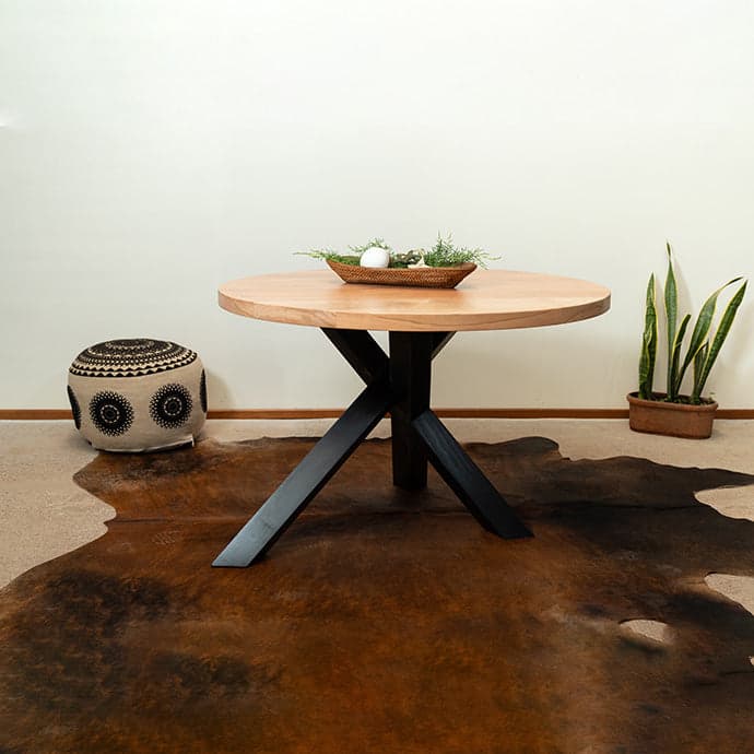 Mesa Tripode Redonda Negra, Madera maciza, diámetro 150 cm