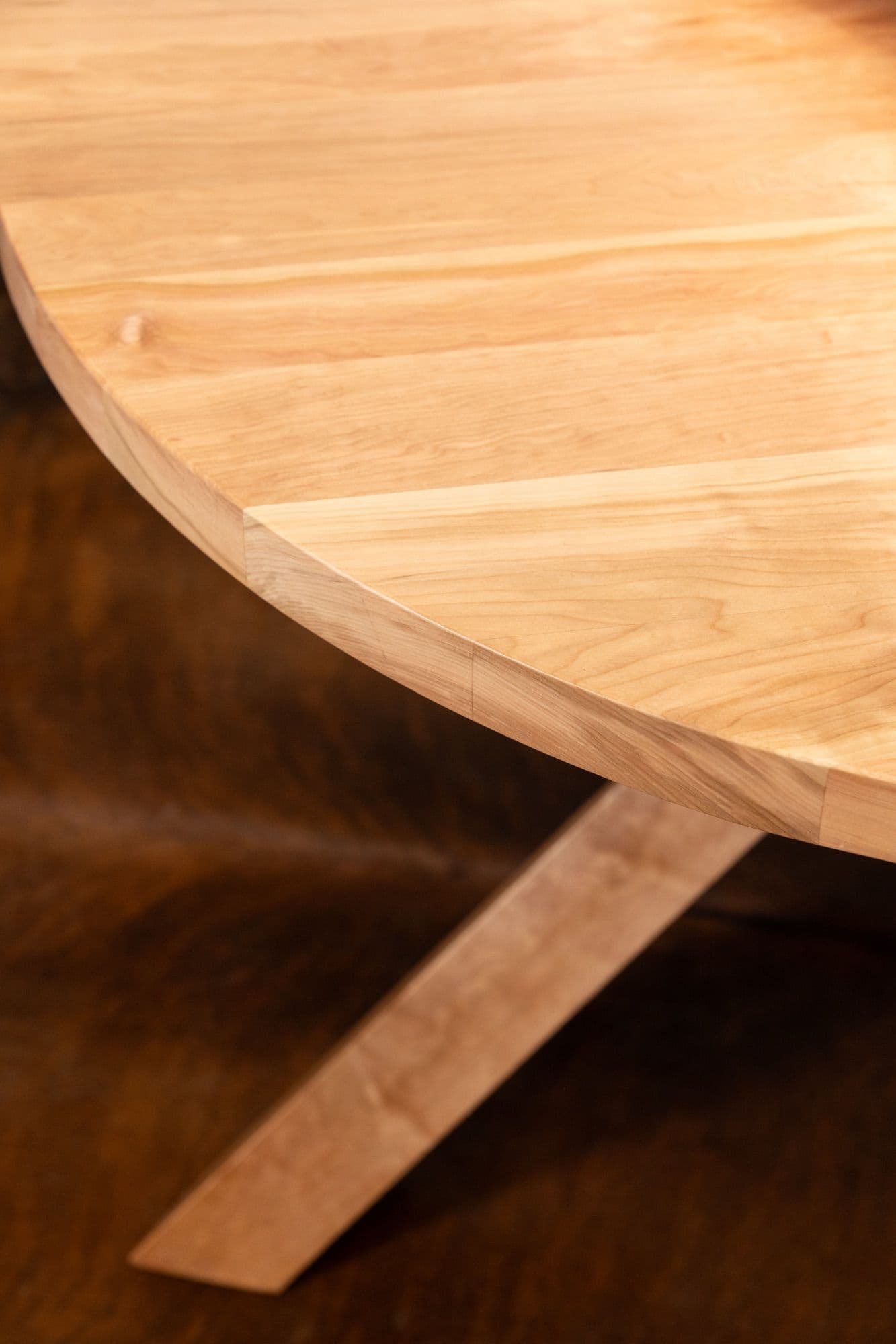 Mesa de comedor Tripode redonda, Madera maciza, diámetro 140 cm, foto 3 de 3